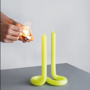 LEX POTT 54 Celsius HeadsUp Design Company Twist Candle Yellow Made in USA NEW